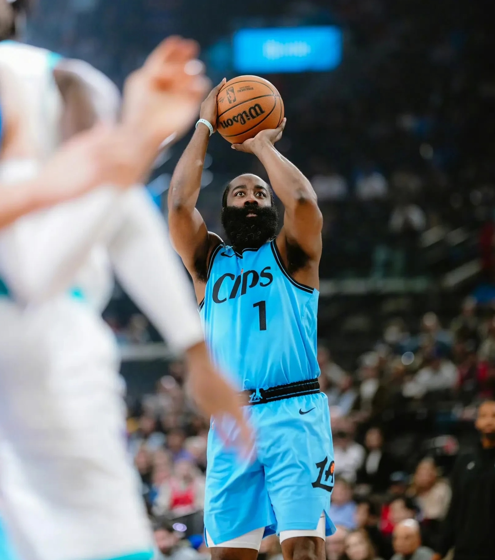 bet365线上投注 -哈登关键节点赛况扑朔迷离，尤文图斯带队取胜！(尤文图斯最近比赛)